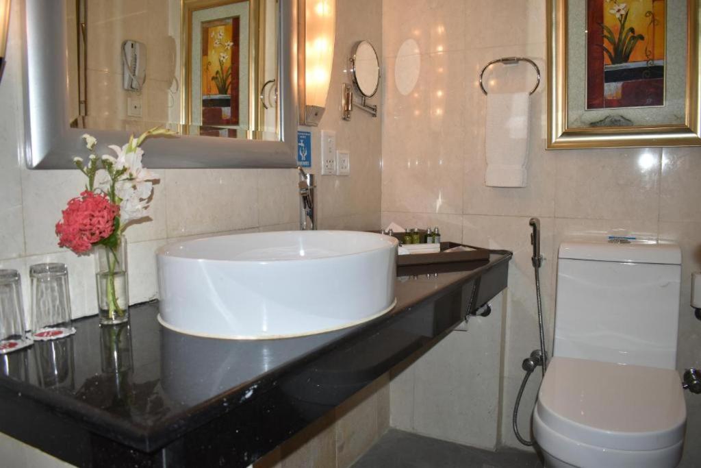 Bed & Breakfast Islamabad Hotell Exteriör bild