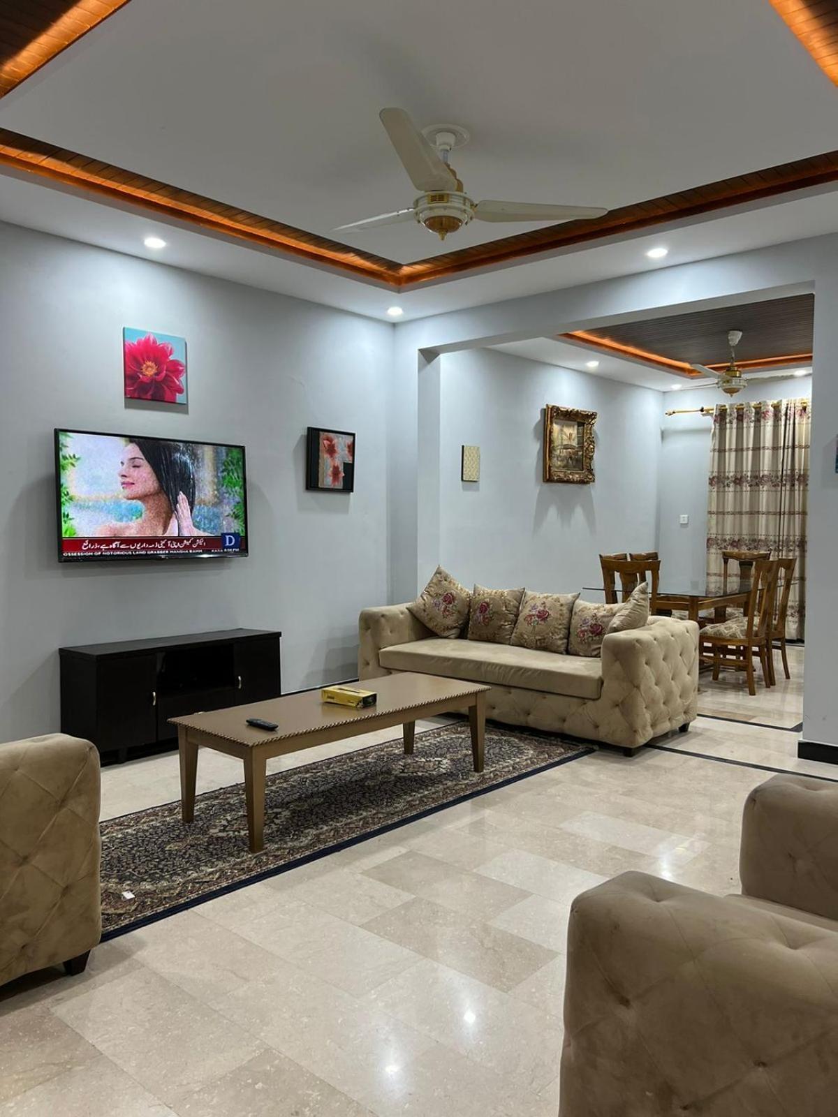 Bed & Breakfast Islamabad Hotell Exteriör bild