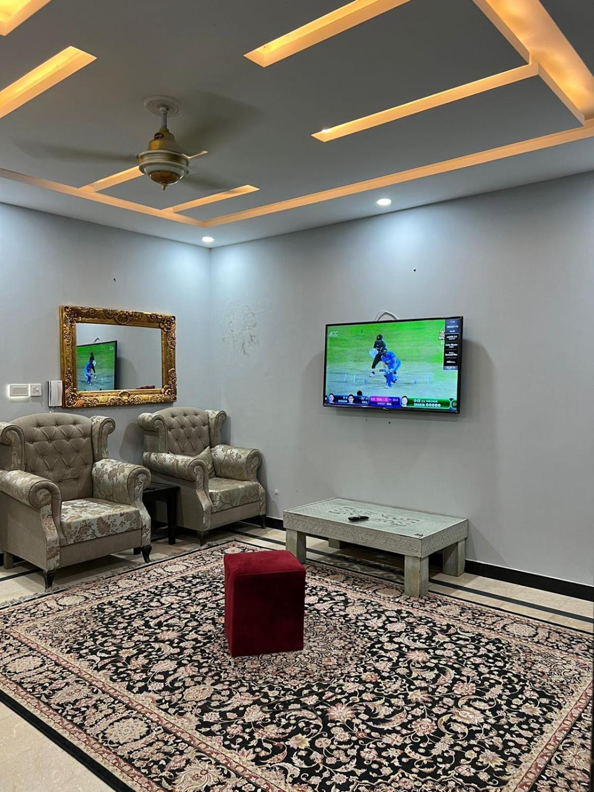 Bed & Breakfast Islamabad Hotell Exteriör bild